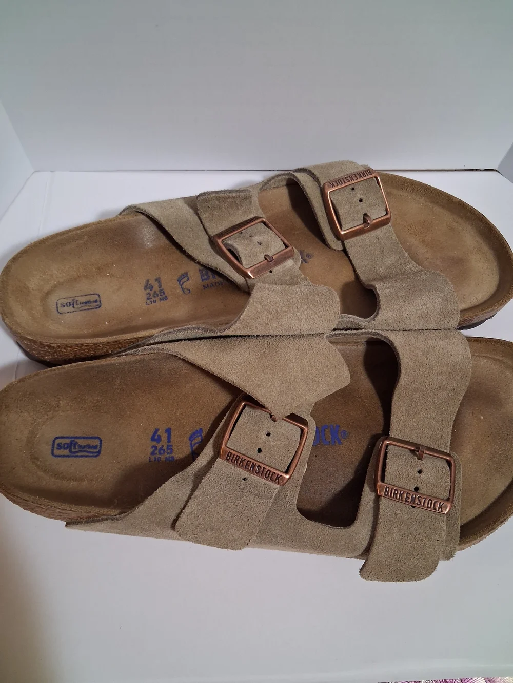 Birkenstock Unisex Arizona Suede Sandal — Taupe NWOT